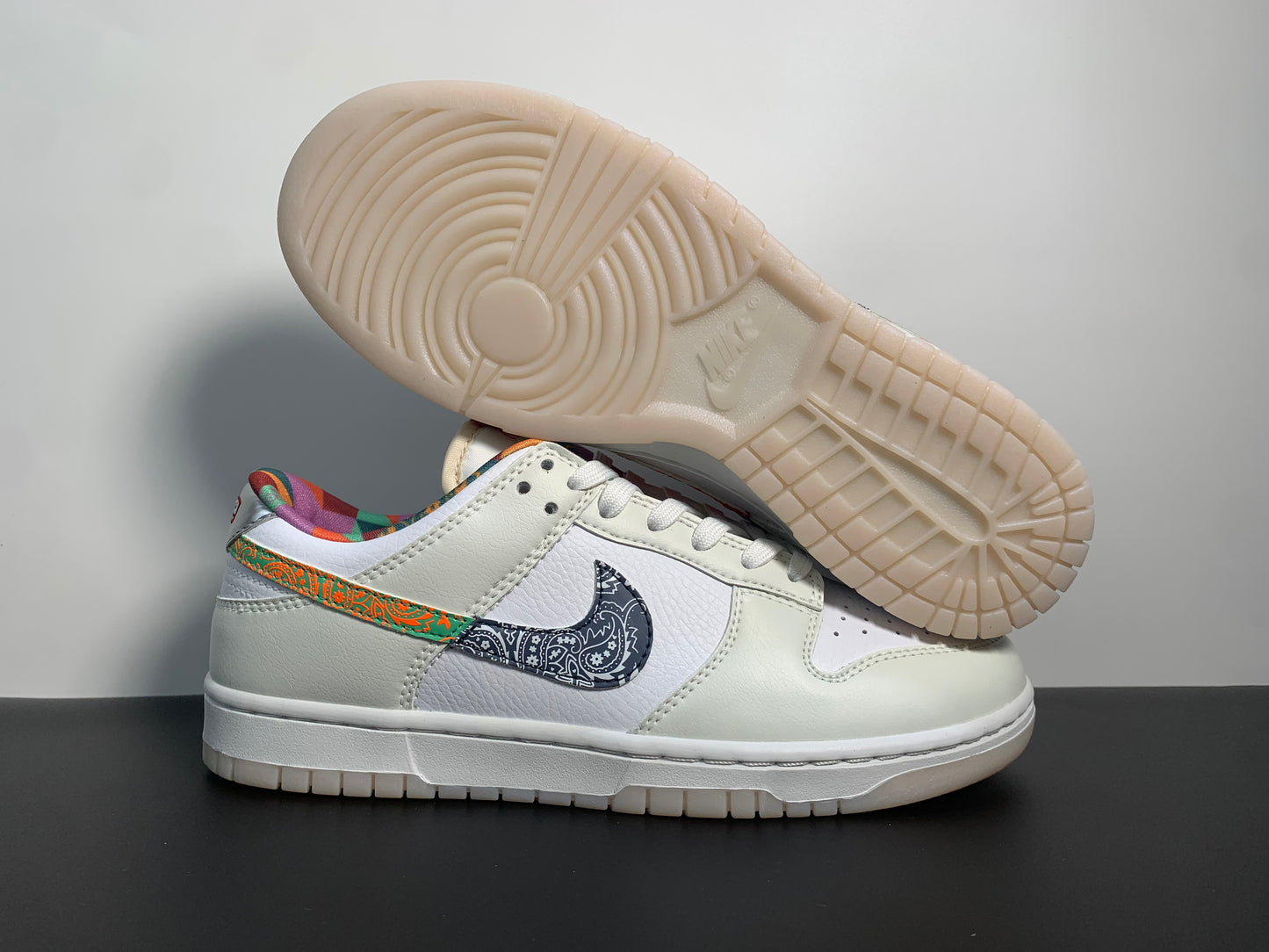 Dunk Low GS 'Multi-Color Paisley' FN8913-141