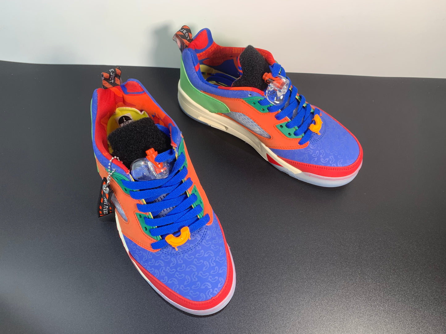 AIR JORDAN 5 LOW Doernbecher Michael DR6287-486