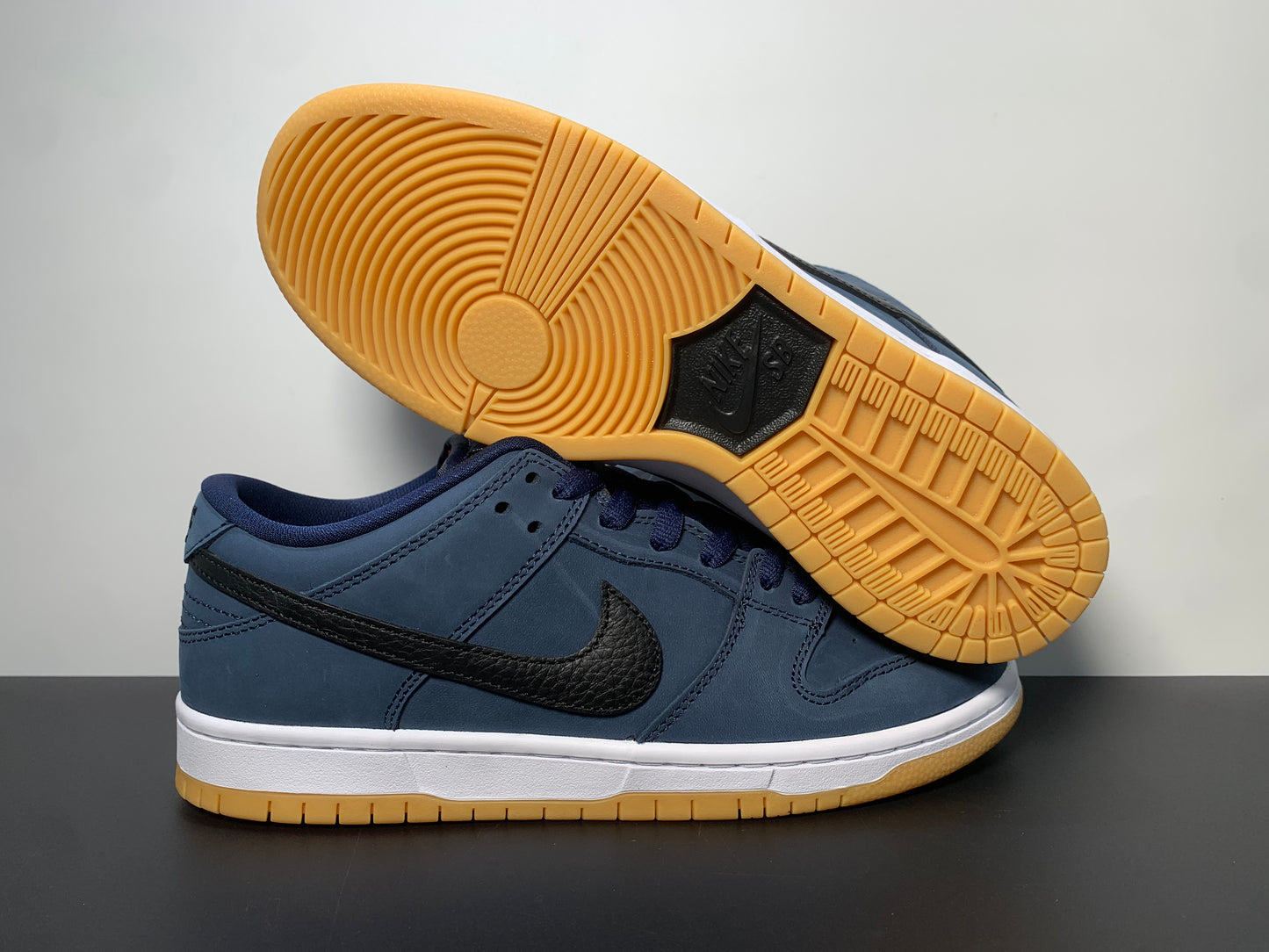 Nike SB Dunk Low Pro ‘’Navy Gum ‘’