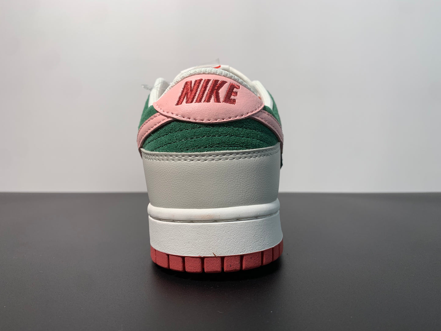 KICKS LOUNGE Nike Dunk Low All Petals United FN8923-061