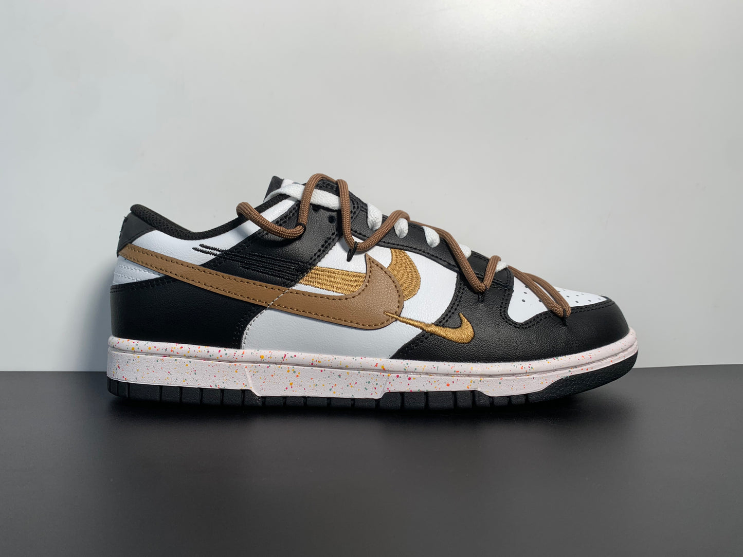 SB Dunk Low”Multi-Color White Black Brown Swoosh FD4623-142