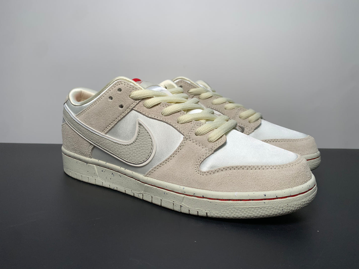 Nike SB Dunk Low Premium “Valentine’s Day”