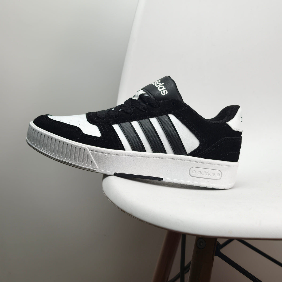 Adidas D-PAD Classic Black JR8328