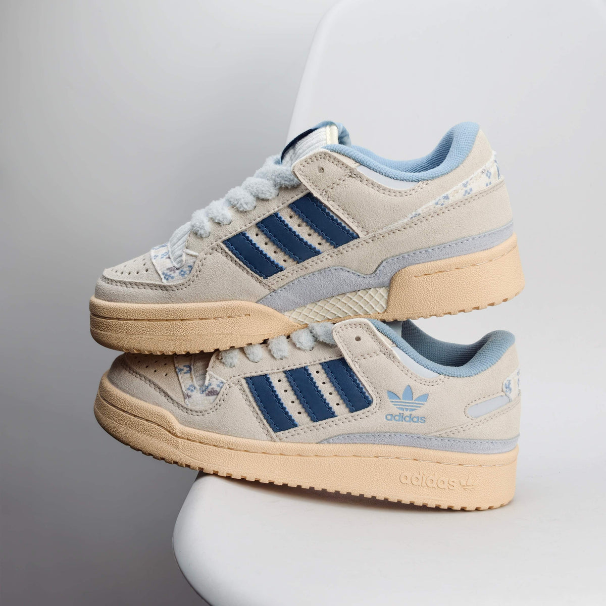 Adidas Originals Forum Low CL 'White Wonder Blue' 284JGD