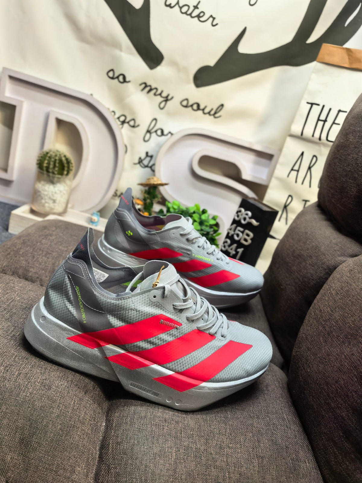 Adidas Men's Adizero Adios Pro 4 Silver Metallic / Lucid Red DS-341D