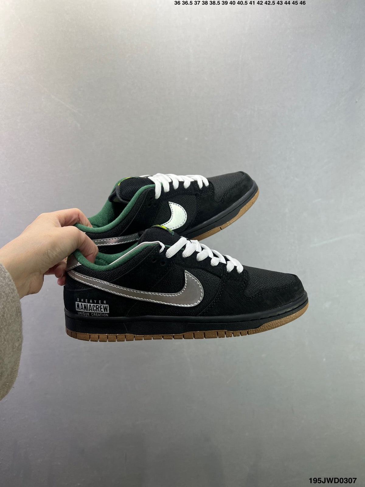 Nike SB Dunk Low Metallic Silver Swoosh FQ7585 200