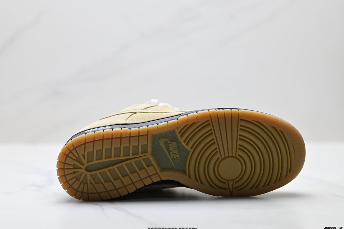 NIKE DUNK LOW Parachute Beige HJ0367-200