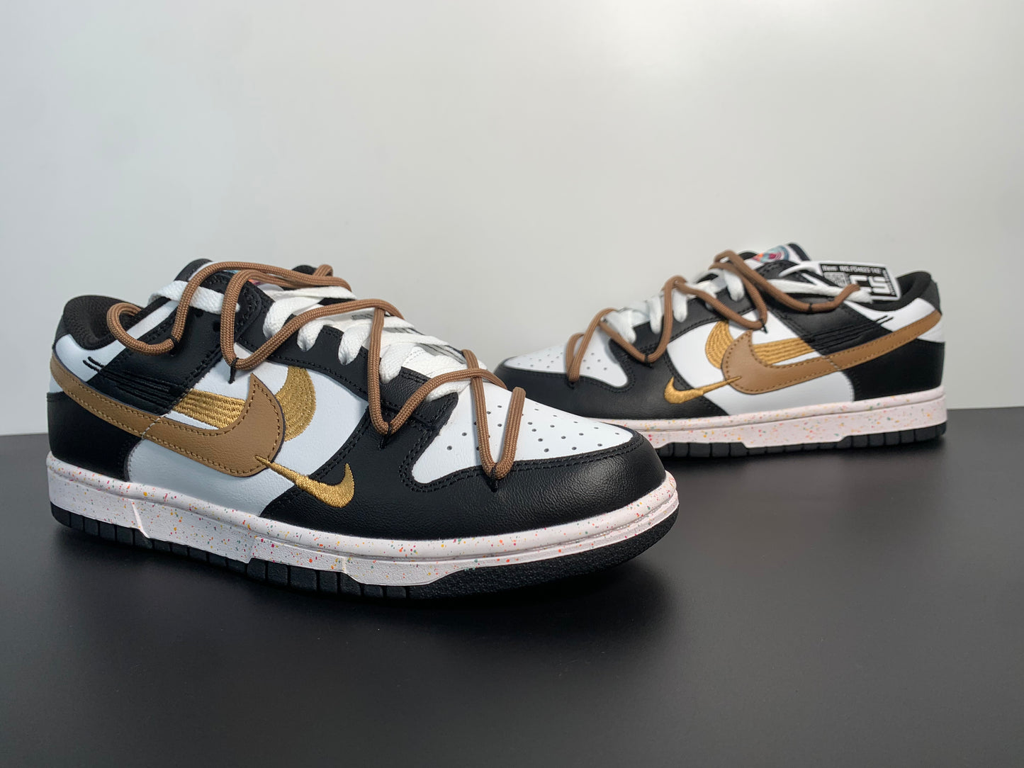 SB Dunk Low”Multi-Color White Black Brown Swoosh FD4623-142