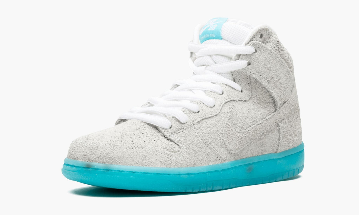 SB Dunk High Premium "Chairman Bao"