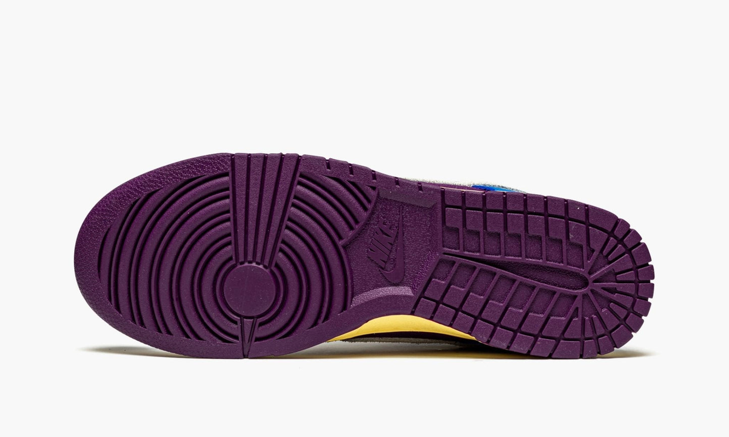 Dunk Low SP "UNDEFEATED Dunk vs. AF1"