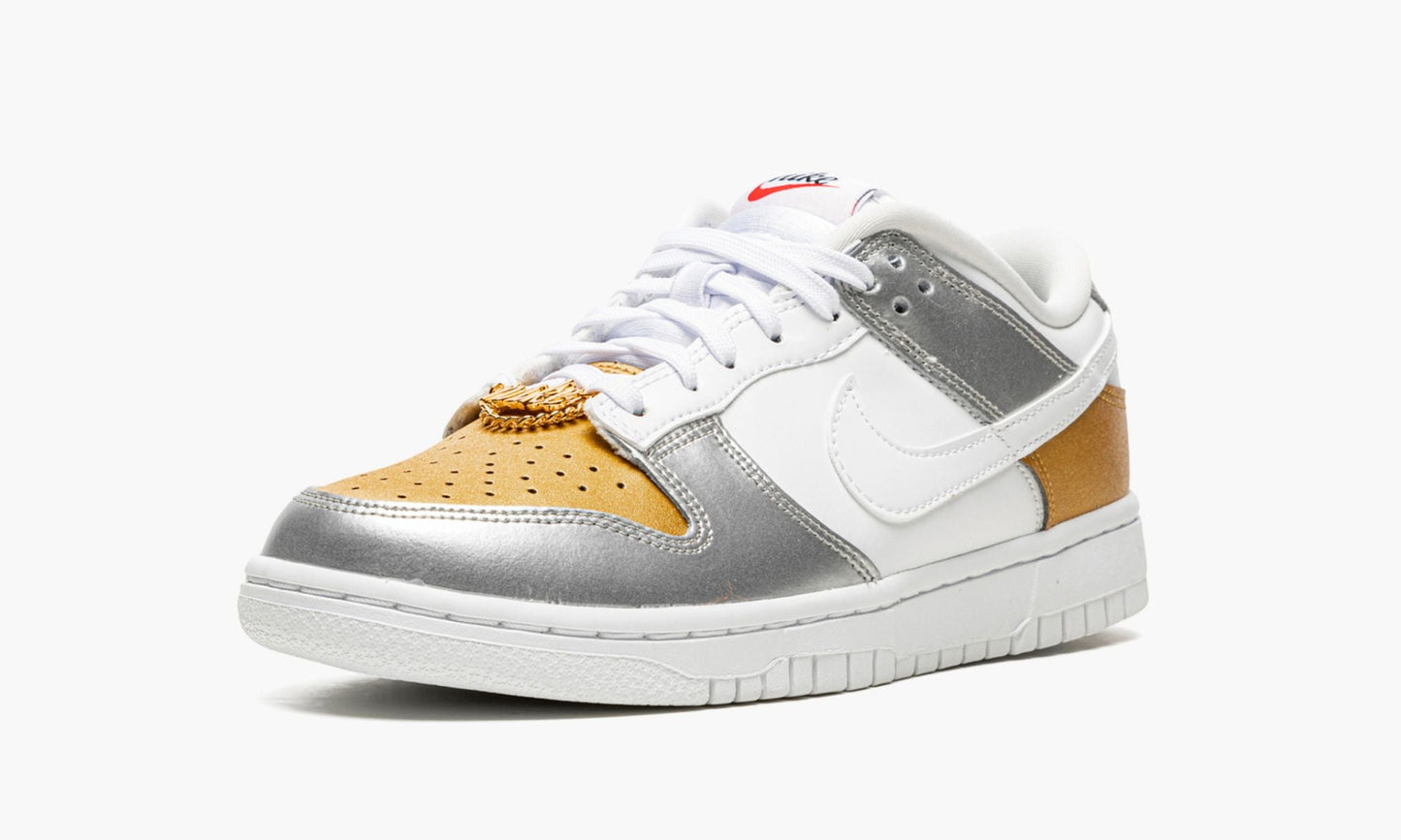 Dunk Low WMNS "Gold White Silver"