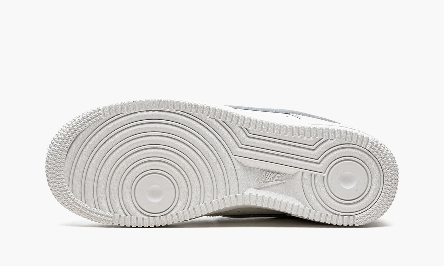 W Air Force 1 '07 ESS "Glitter Swoosh"