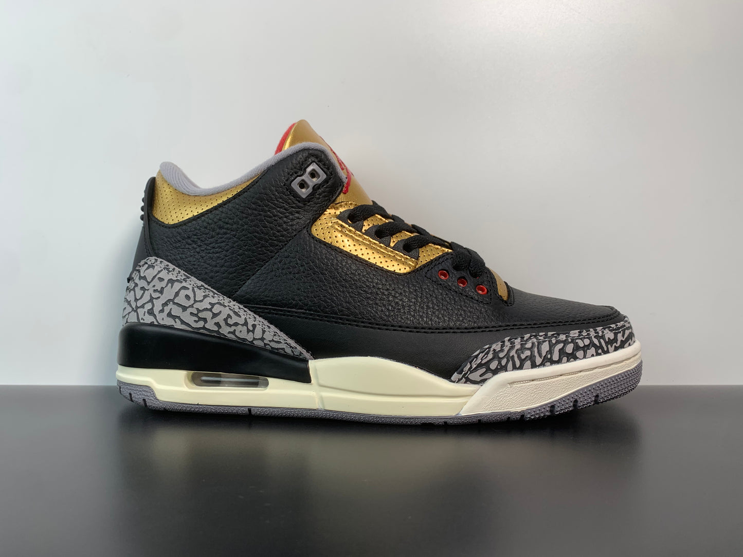 Air Jordan 3 WMNS “Black Gold” CK9246-067