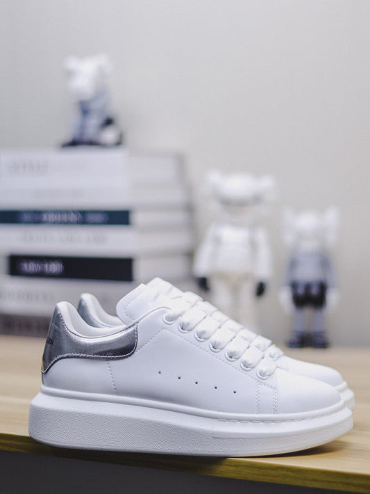 Alexander McQueen Wmns Oversized Sneaker 'Bleach White Silver'