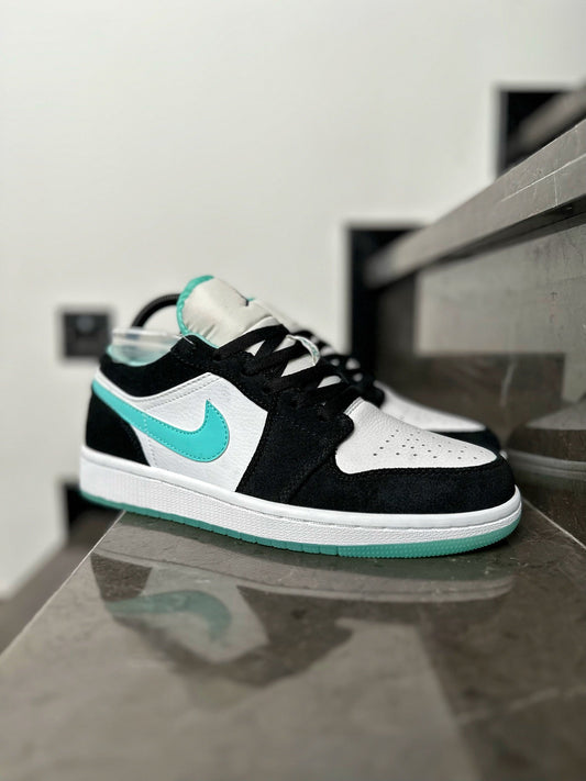Air Jordan 1  Low Island Green