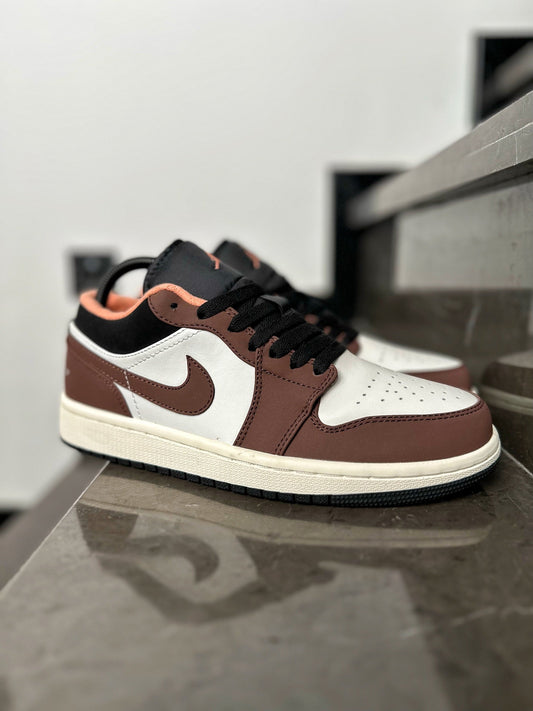 Air Jordan 1 Low 'Mocha'