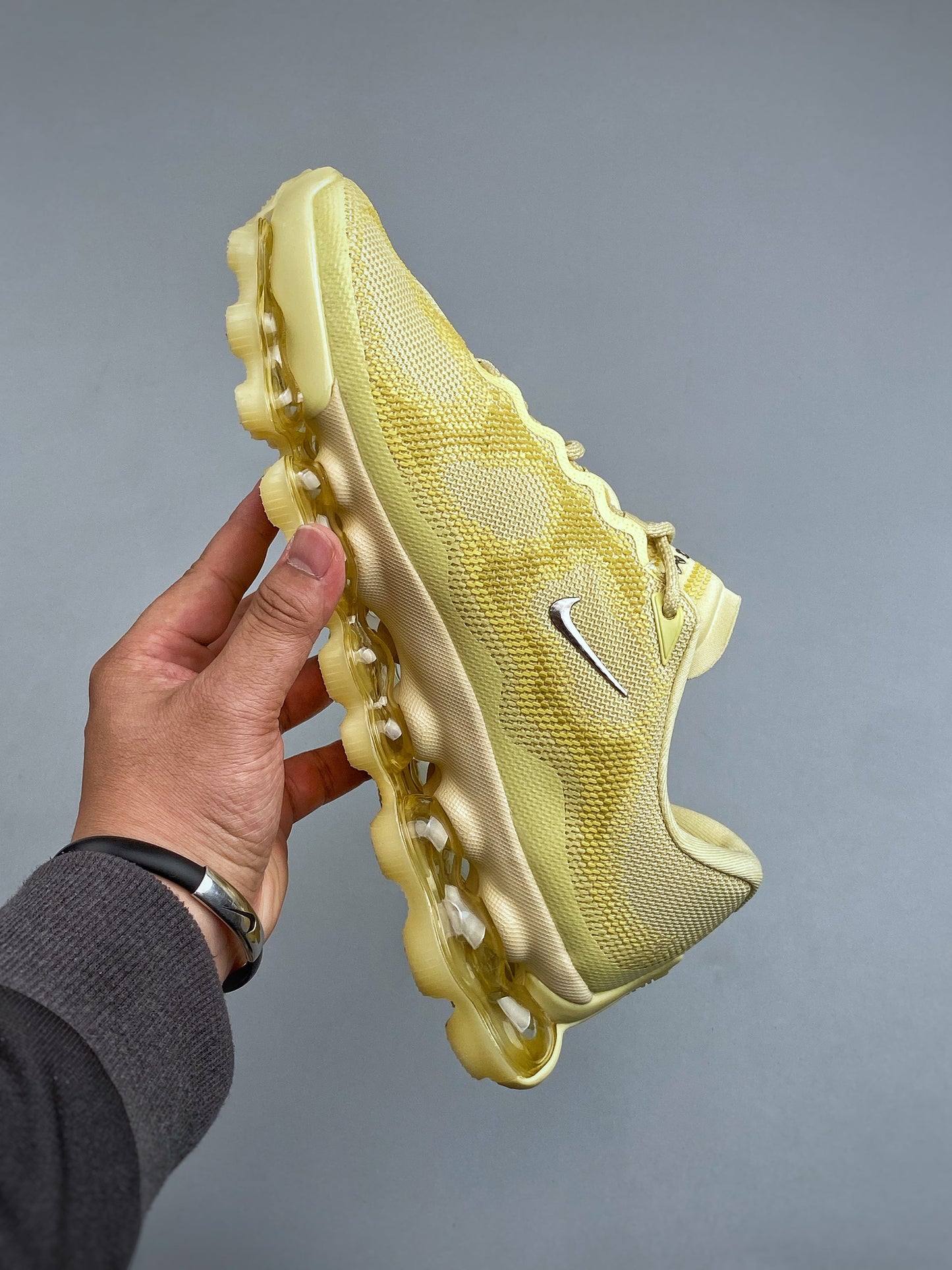 Nike AIR LIQUID MAX Yellow IQ7634 009