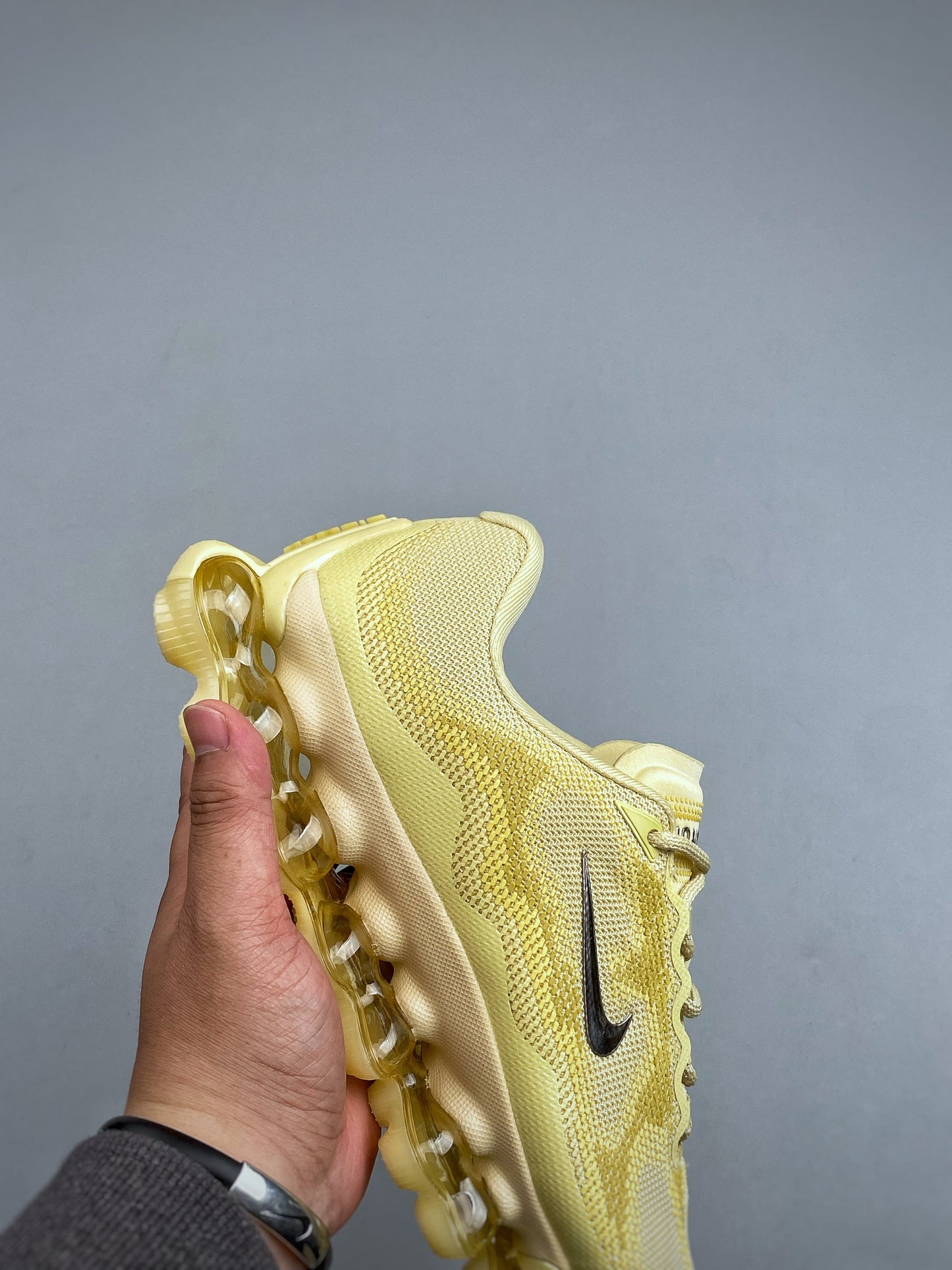 Nike AIR LIQUID MAX Yellow IQ7634 009