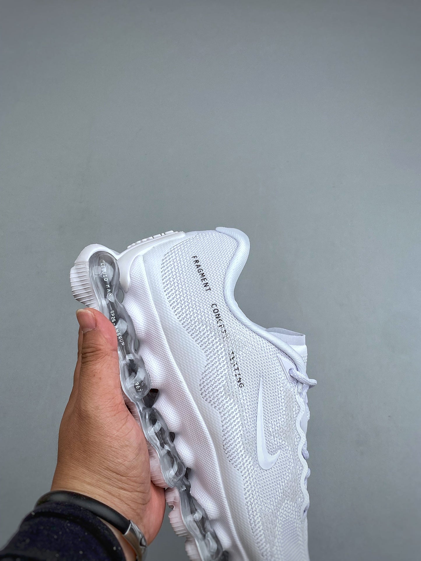 Nike  LIQUID MAX SP IQ8601 002