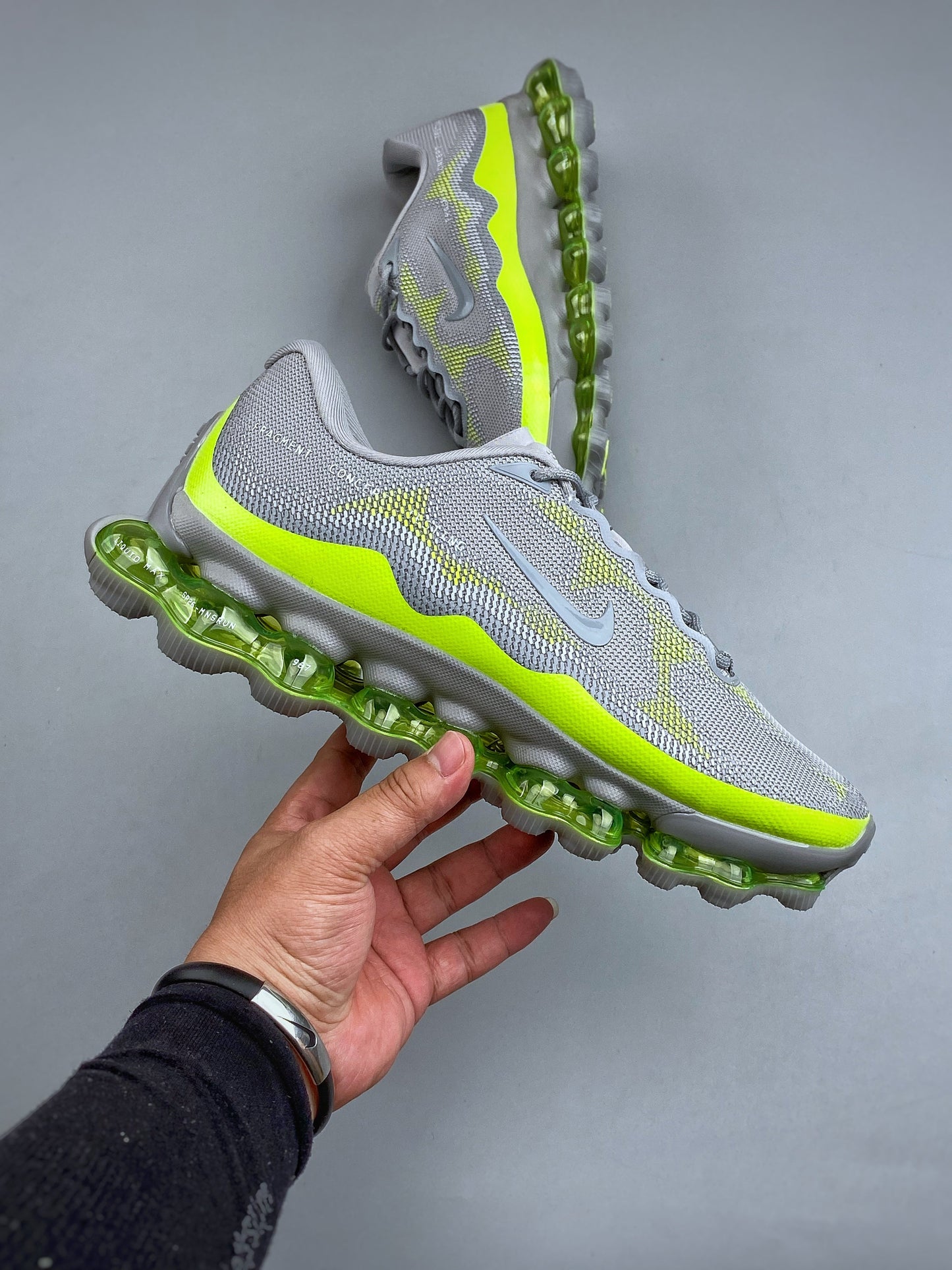 Nike  LIQUID MAX SP Green  IQ8601 003