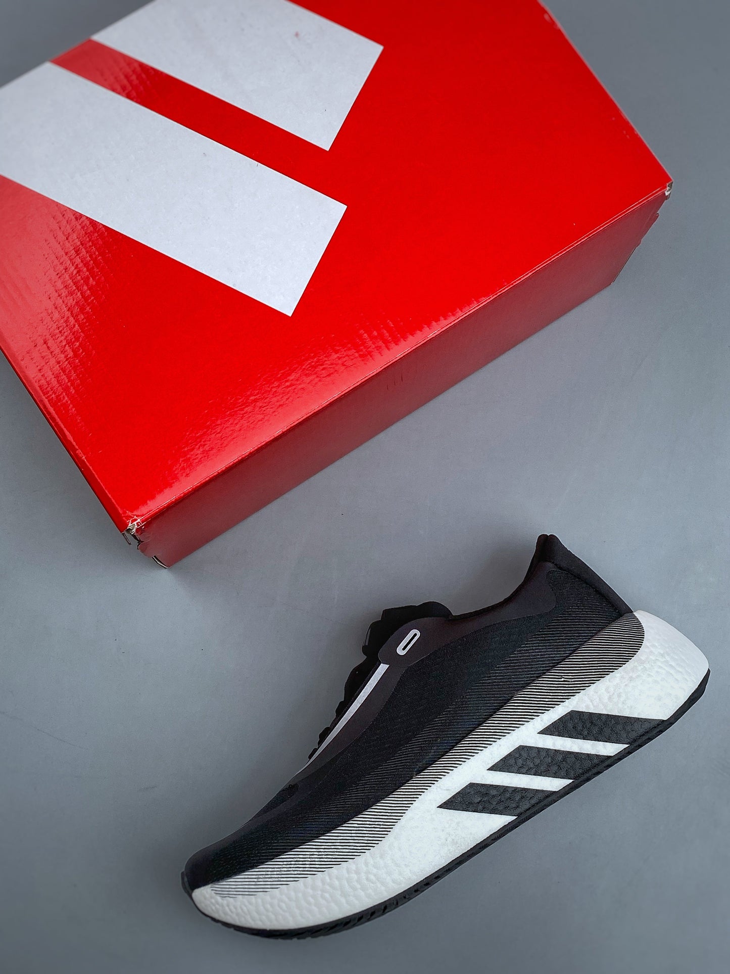 Adidas HYPERBOOST EDGE M  KI1923