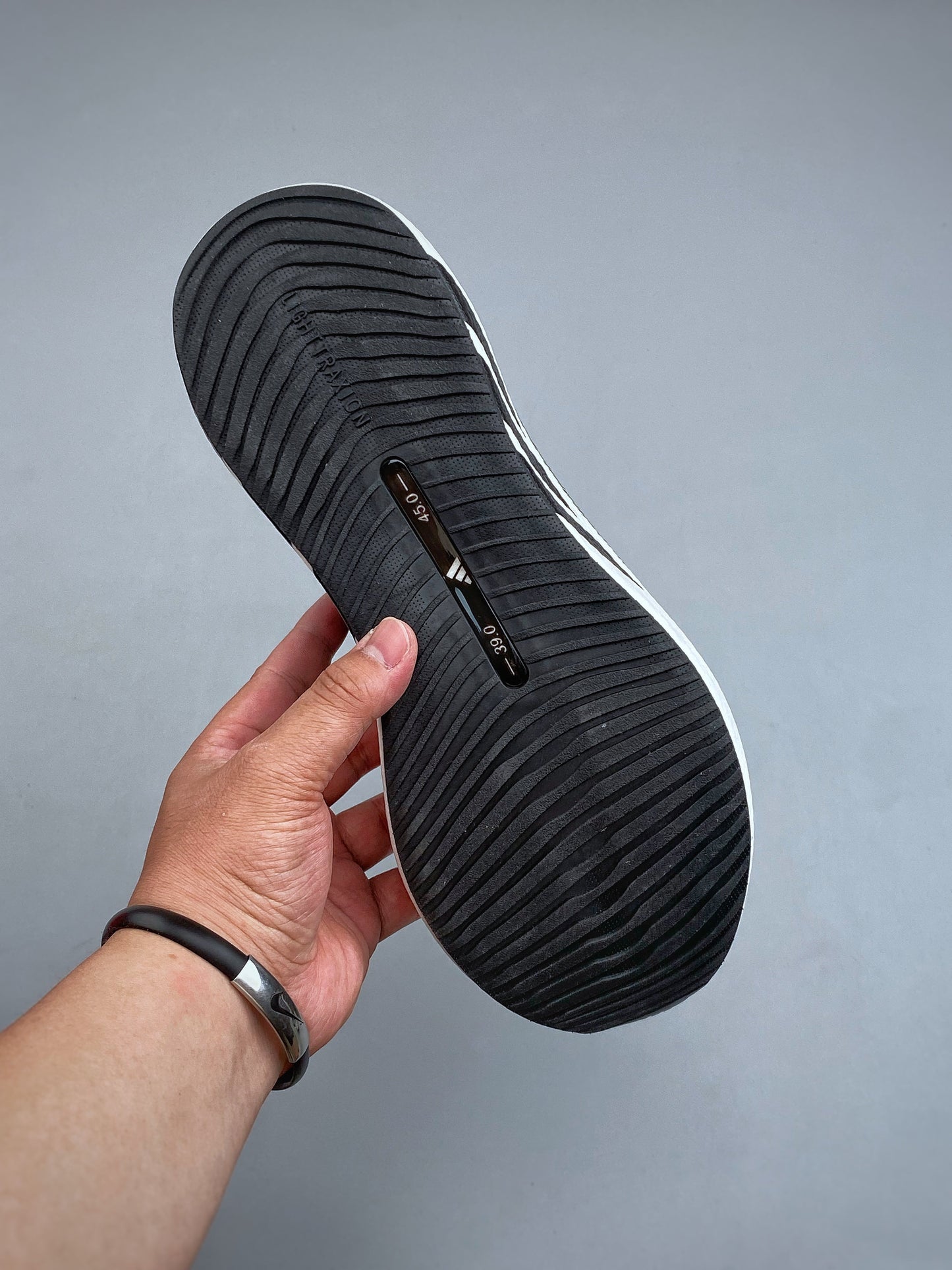 Adidas HYPERBOOST EDGE M  KI1923