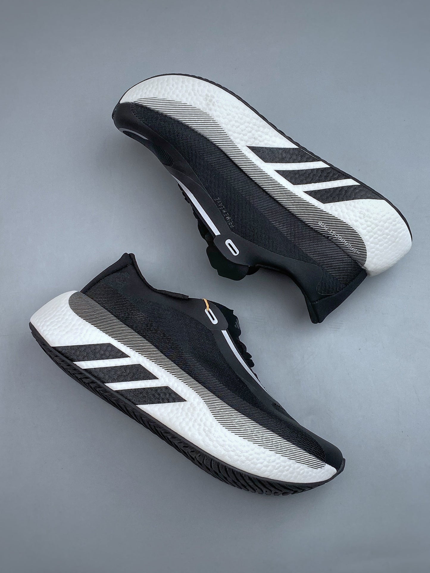 Adidas HYPERBOOST EDGE M  KI1923