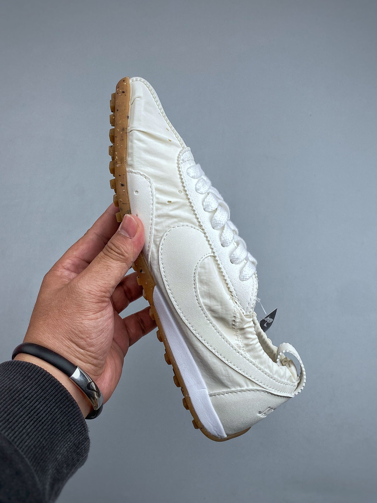 Jacquemus x Nike Moon Shoe SP HV8547 002
