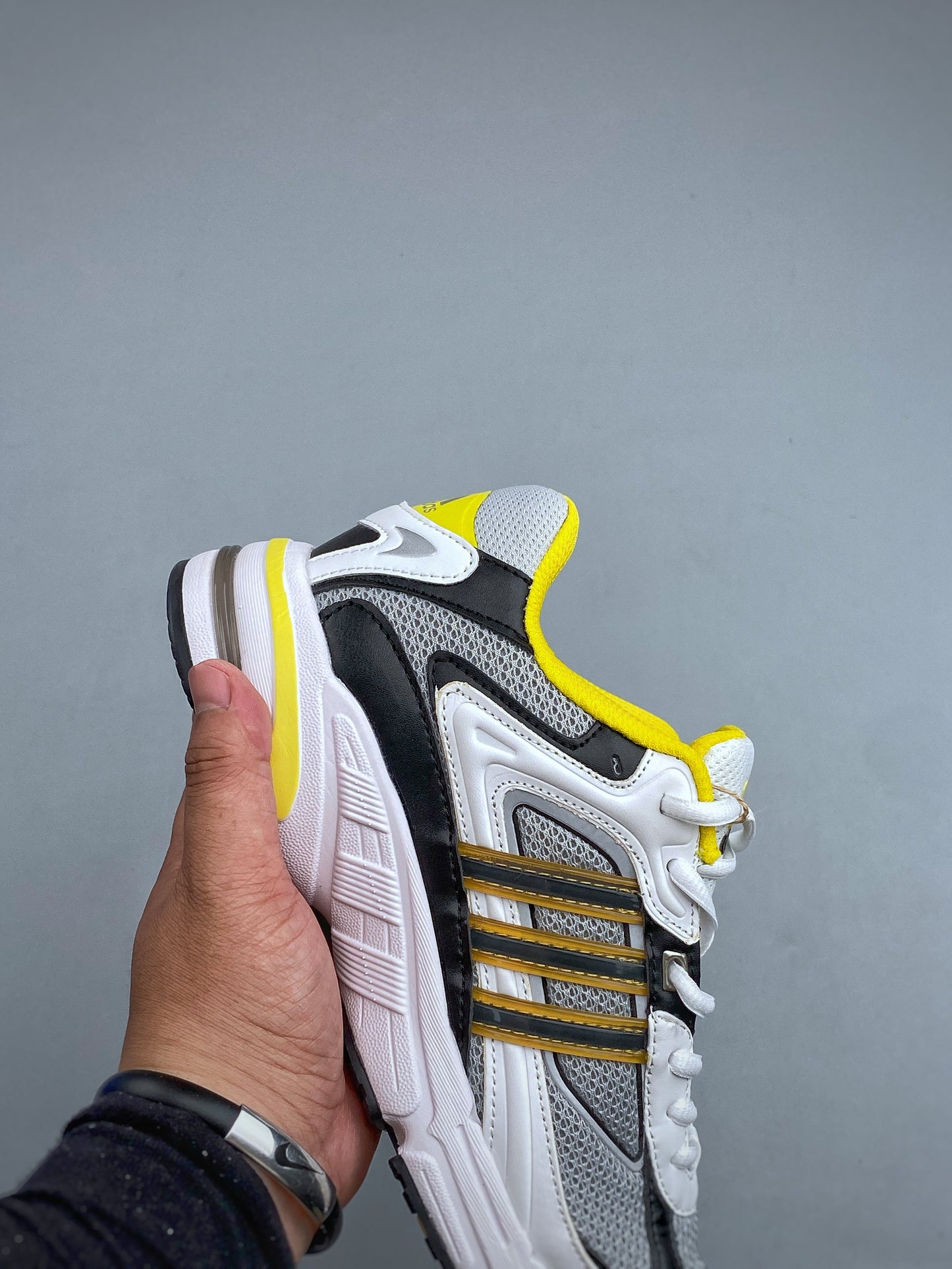 Adidas RESPONSE CL Yellow FX7718