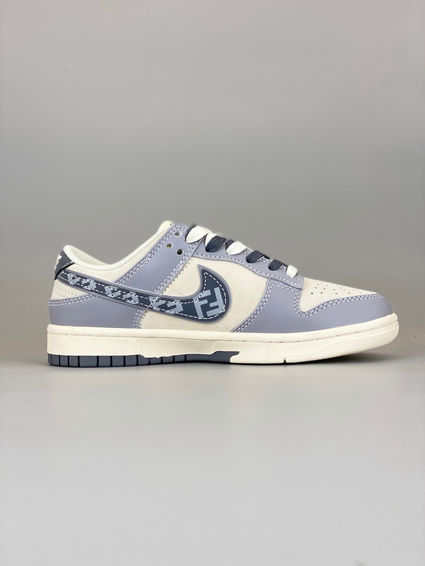 Nike SB Dunk Low x Fendi Blue DM6868-021