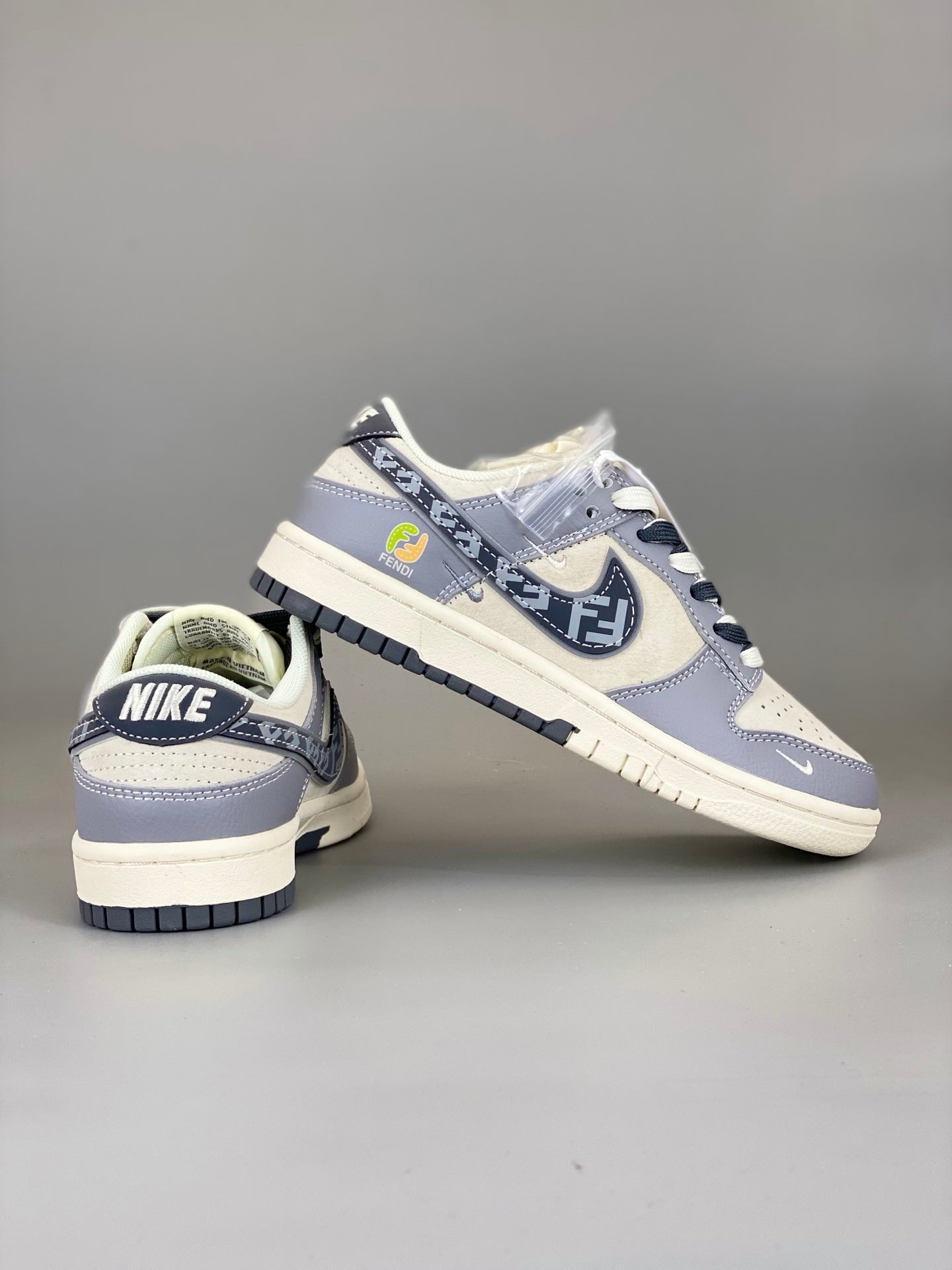 Nike SB Dunk Low x Fendi Blue DM6868-021