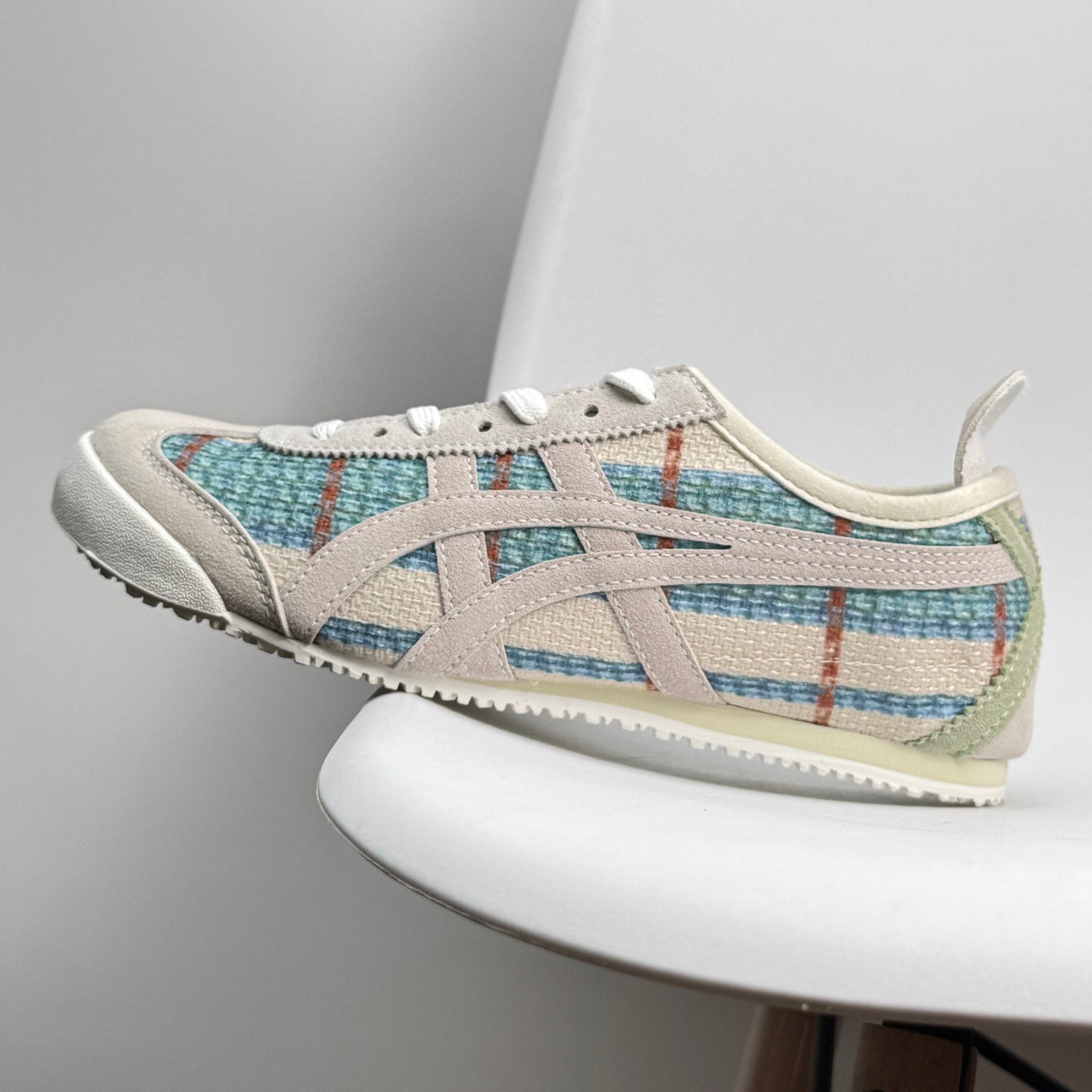 Onitsuka Tiger Mexico 66 x Doi Tung Sneaker  Cream Blue Plaid 888DNY
