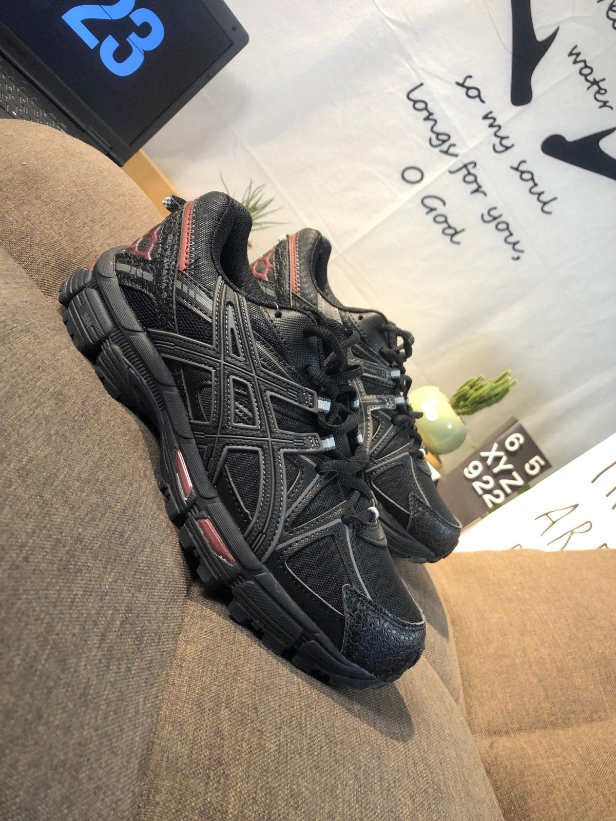 ASICS GEL-KAHANA 8 Black