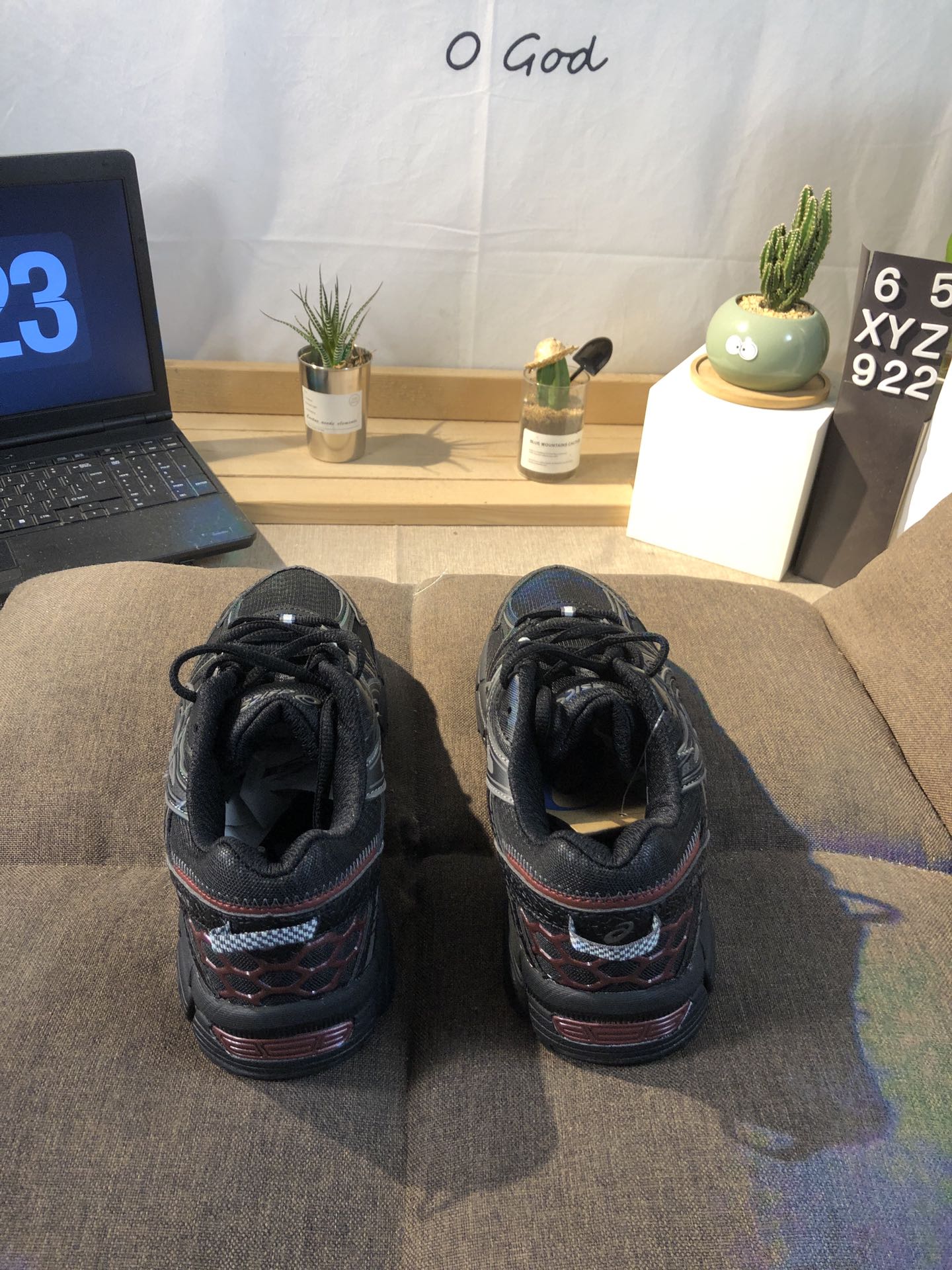 ASICS GEL-KAHANA 8 Black