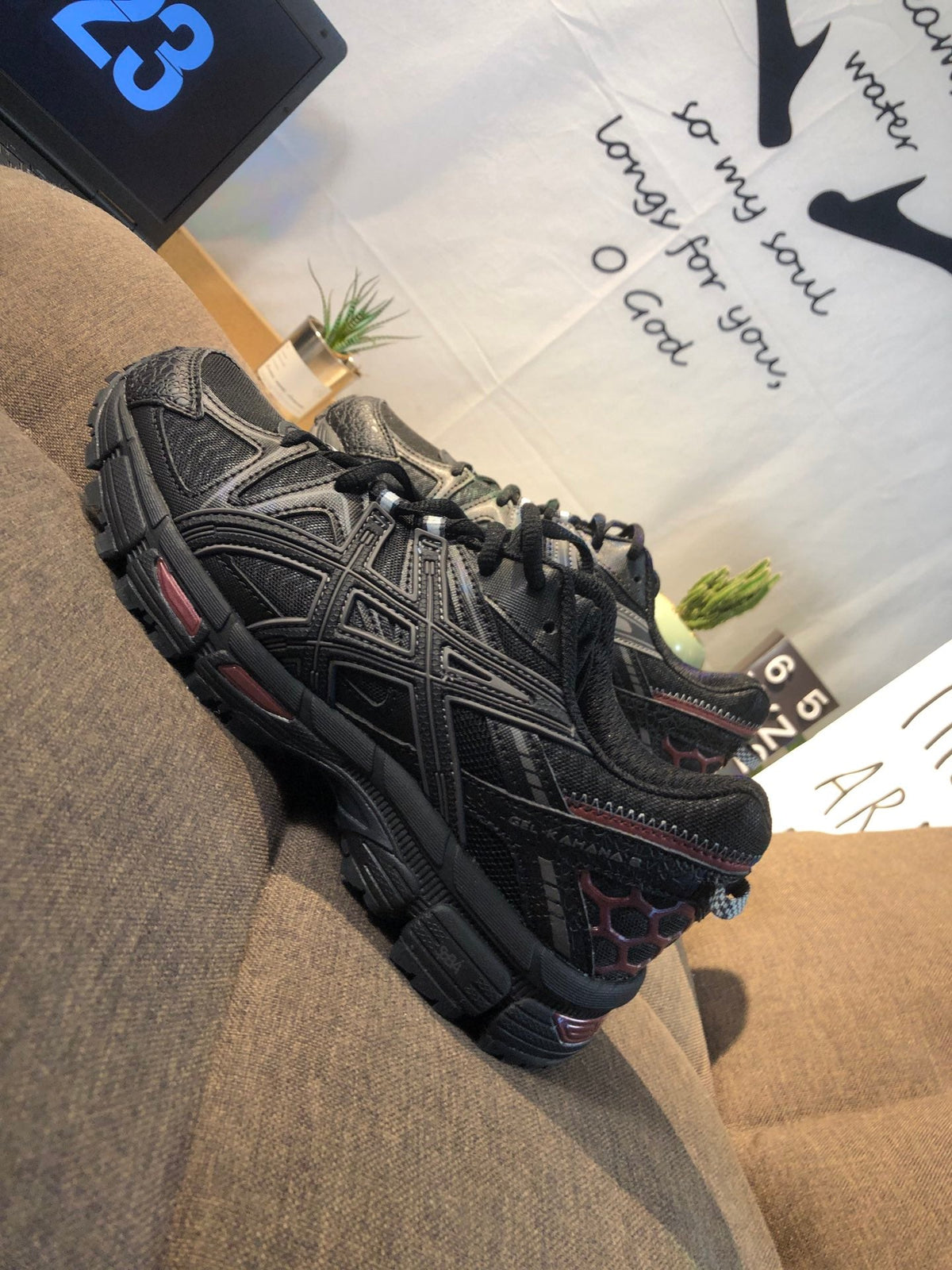 ASICS GEL-KAHANA 8 Black