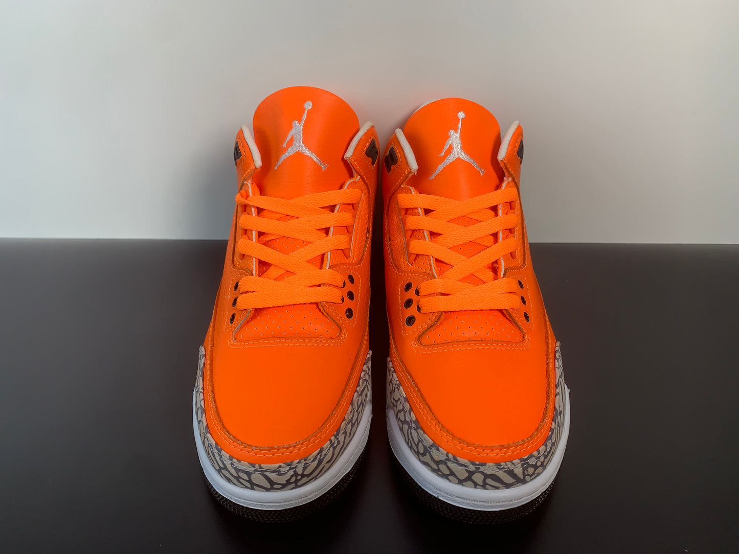 Air Jordan 3 Retro Cement Orange CT8532-801