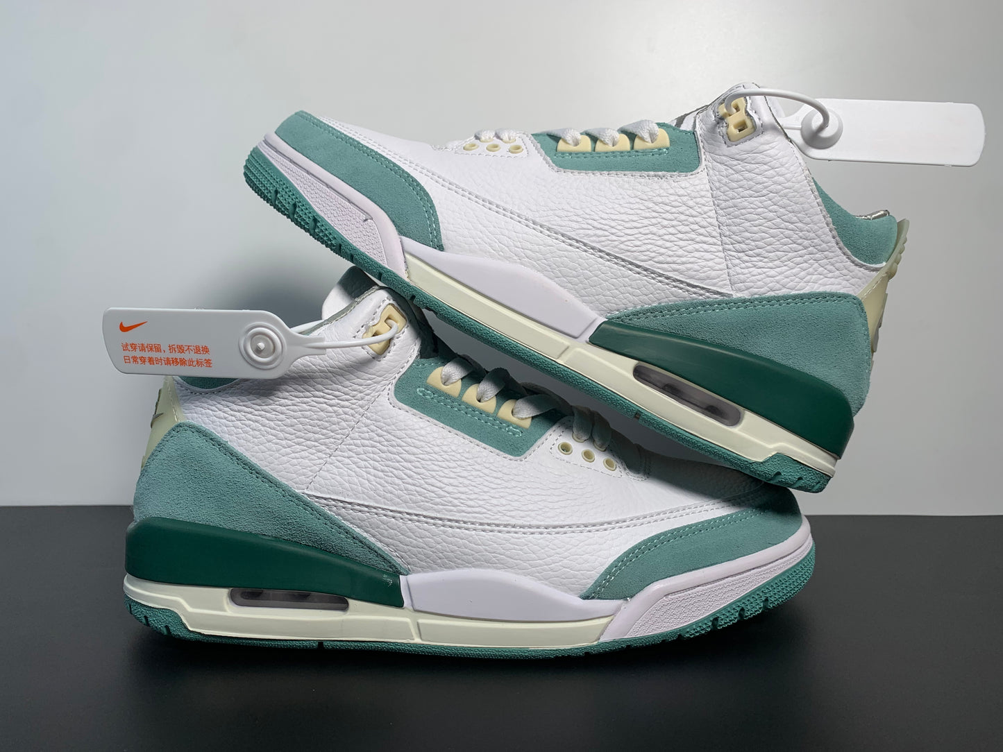 Air Jordan 3 Retro Mint Green DT8532-130