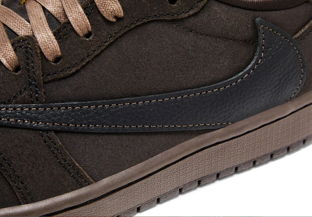 Air Jordan 1 Retro Low OG SP x Travis Scott ‘Velvet Brown’ DM7866-202 