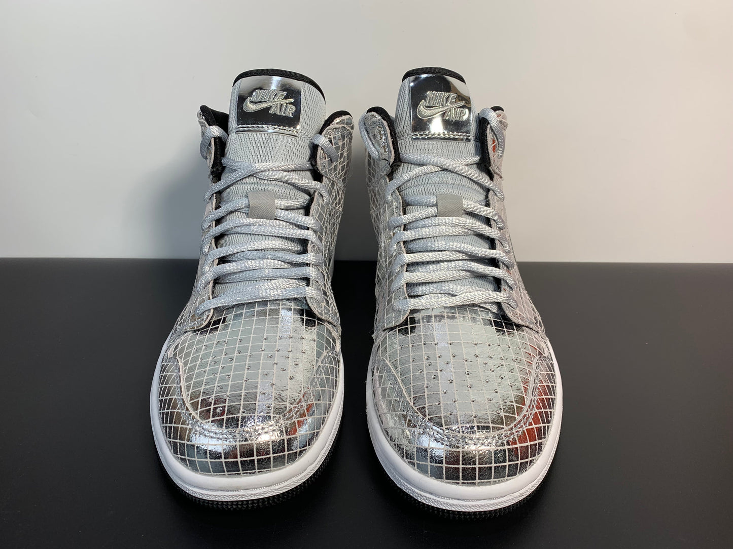 Air Jordan 1 Mid SE Disco Metallic Silver CU9304-001