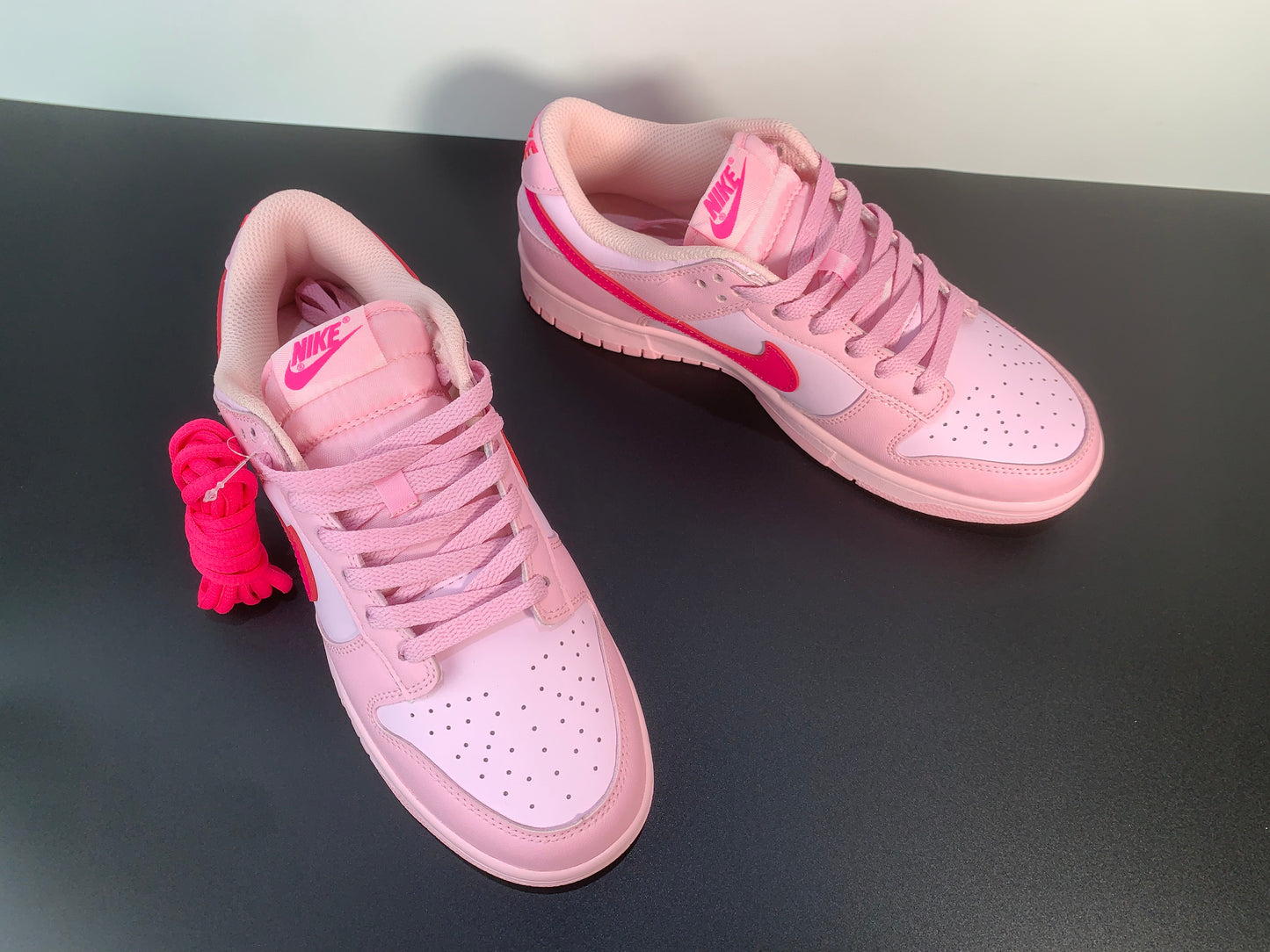 Nike Dunk Low Triple Pink  DH9765-600
