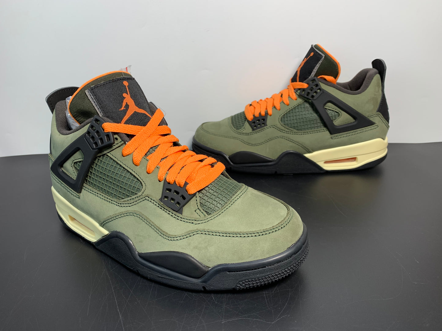 Air Jordan 4 Retro Undefeated  Army Green