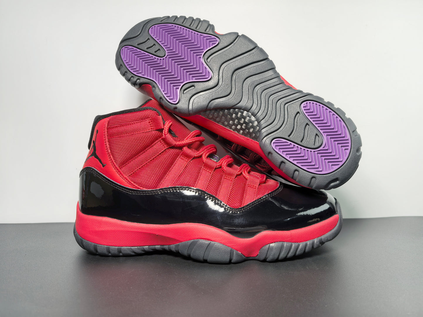 Air Jordan 11 Retro Black Red CT8012-600