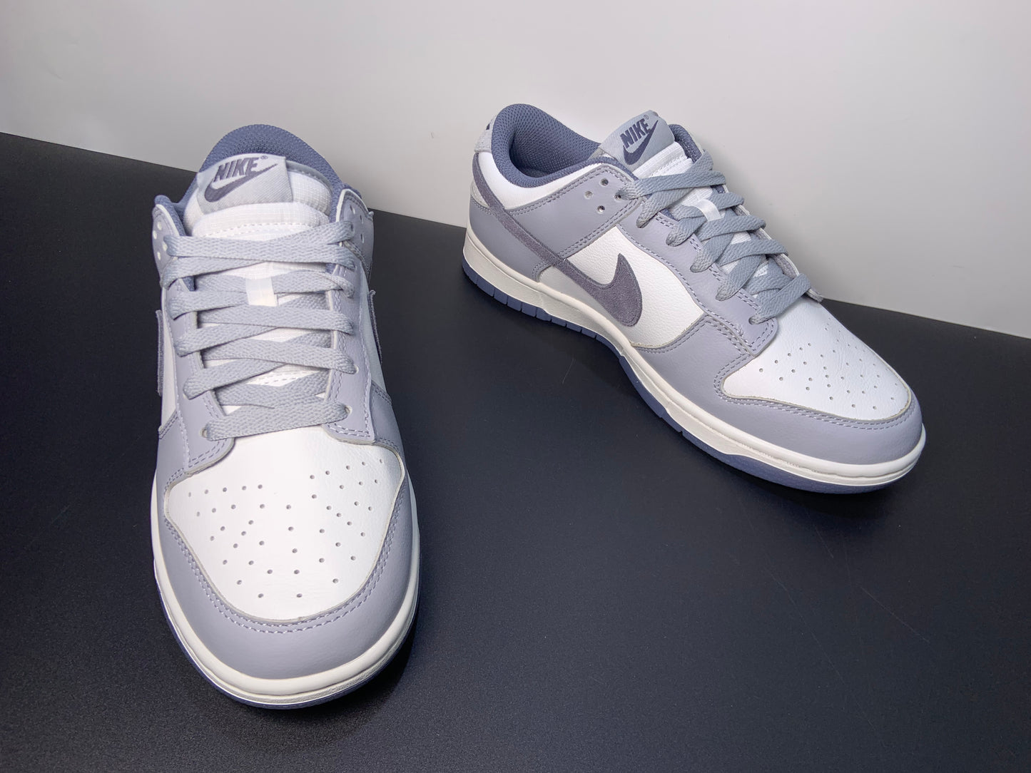 Nike Dunk Low Light Carbon