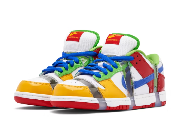 NIKE DUNK SB LOW X SANDY BODECKER 11 AIR FORCE MAX 1  FD8777-100