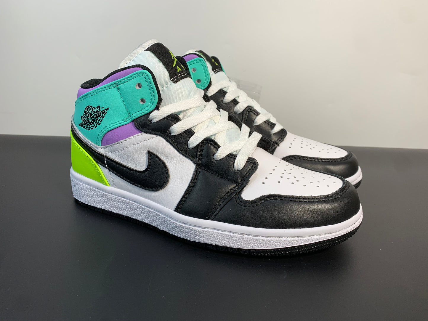 Air Jordan 1 Mid GS Pastel Volt Green Glow Black