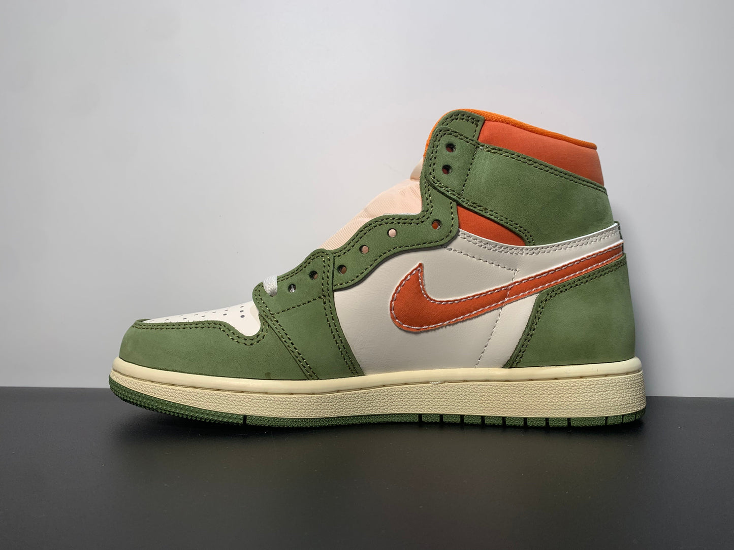 Air Jordan 1 High OG Celadon