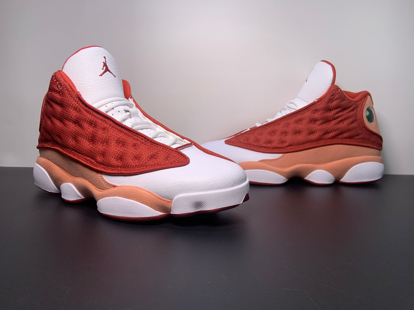 Air Jordan 13 Retro 'Dune Red'