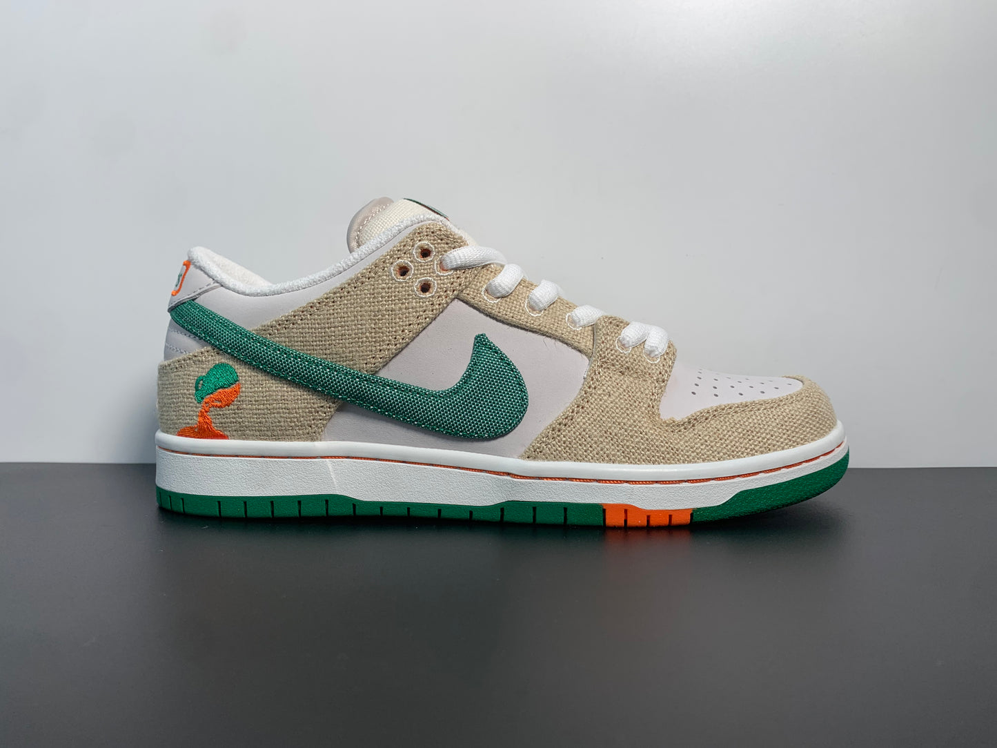 Jarritos x Nike SB Dunk Low  FD0860-001