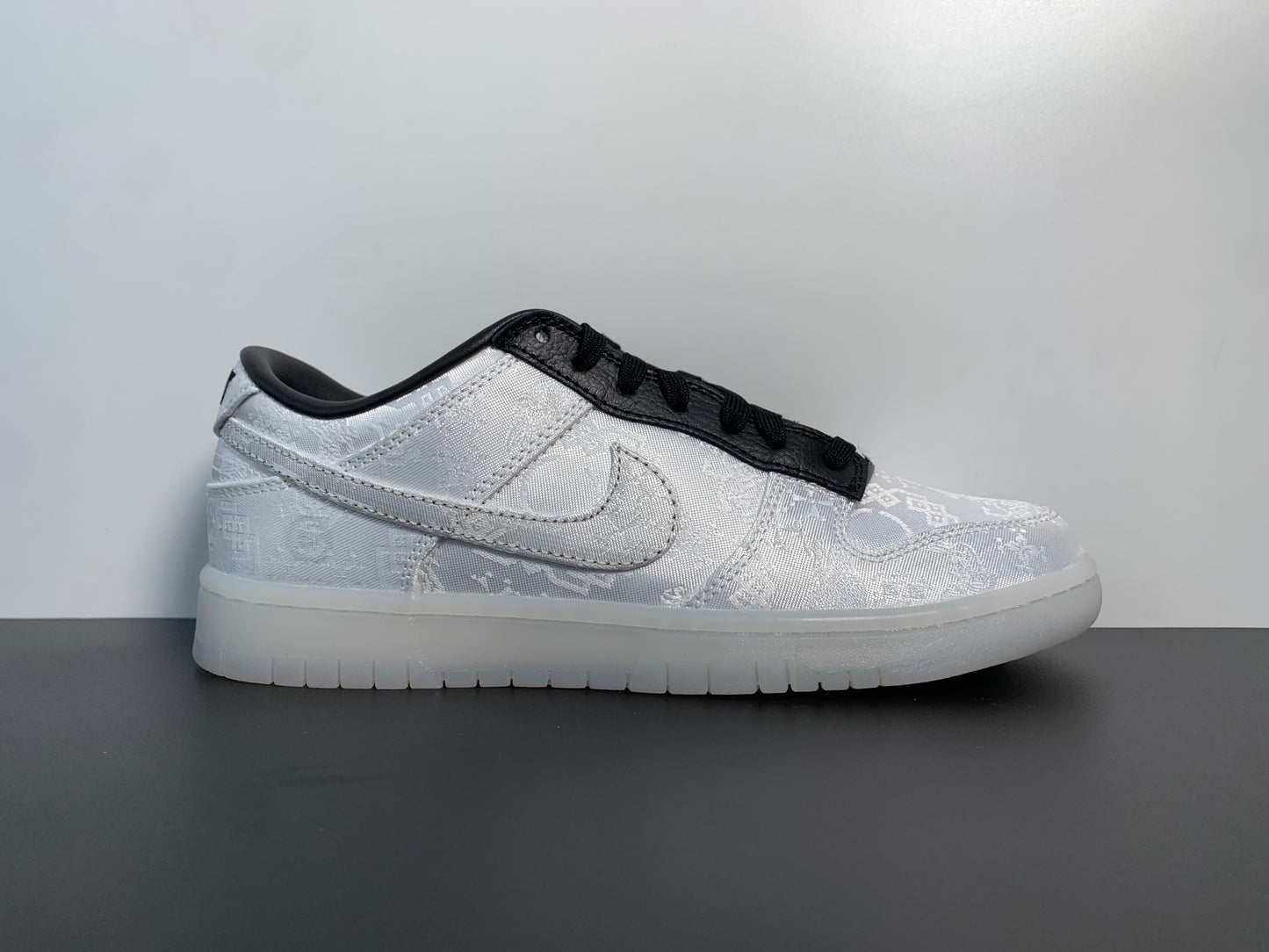 Fragment Design x CLOT x Dunk Low SP '20th Anniversary' FN0315-110