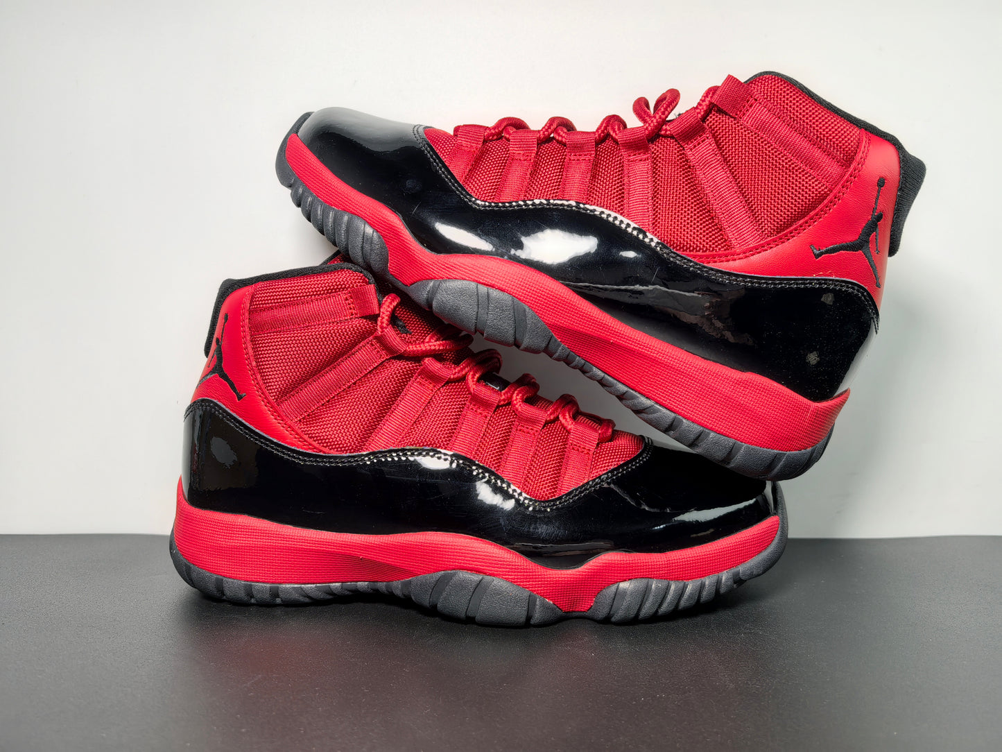 Air Jordan 11 Retro Black Red CT8012-600